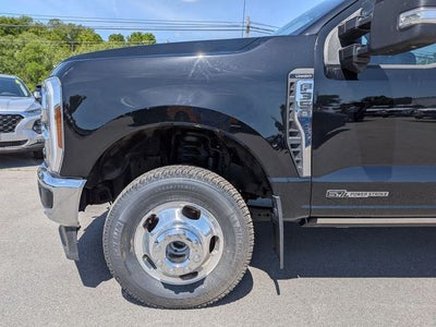 2024 Ford F-350SD Lariat DRW