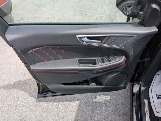 2023 Ford Edge ST Line
