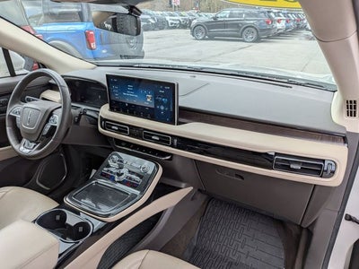 2023 Lincoln Nautilus Reserve