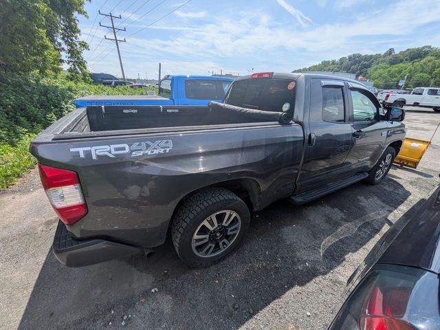 2018 Toyota Tundra SR5