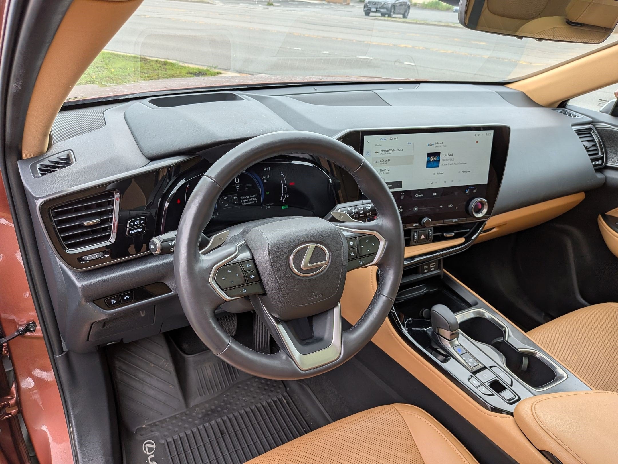 2025 Lexus NX 350h Luxury