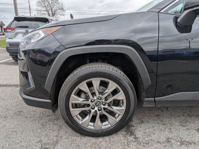 2020 Toyota RAV4 XLE Premium