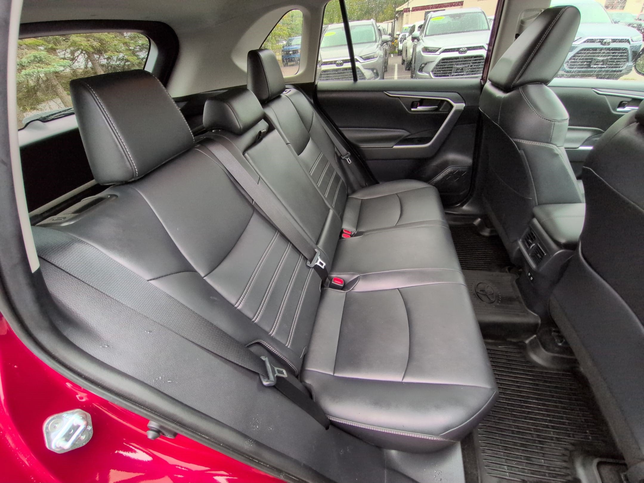 2019 Toyota RAV4 XLE Premium w/ Premium Weather Pkg