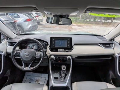 2019 Toyota RAV4 XLE Premium