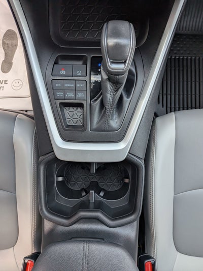 2022 Toyota RAV4 XLE Premium w/ Premium Grade Weather Pkg