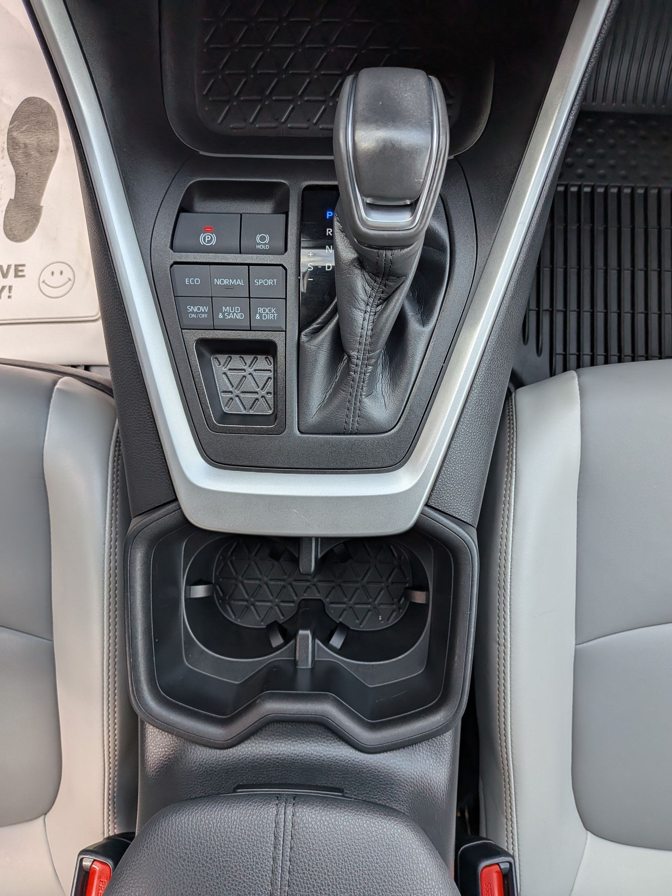 2022 Toyota RAV4 XLE Premium w/ Premium Grade Weather Pkg