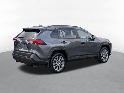 2022 Toyota RAV4 XLE Premium w/ Premium Grade Weather Pkg