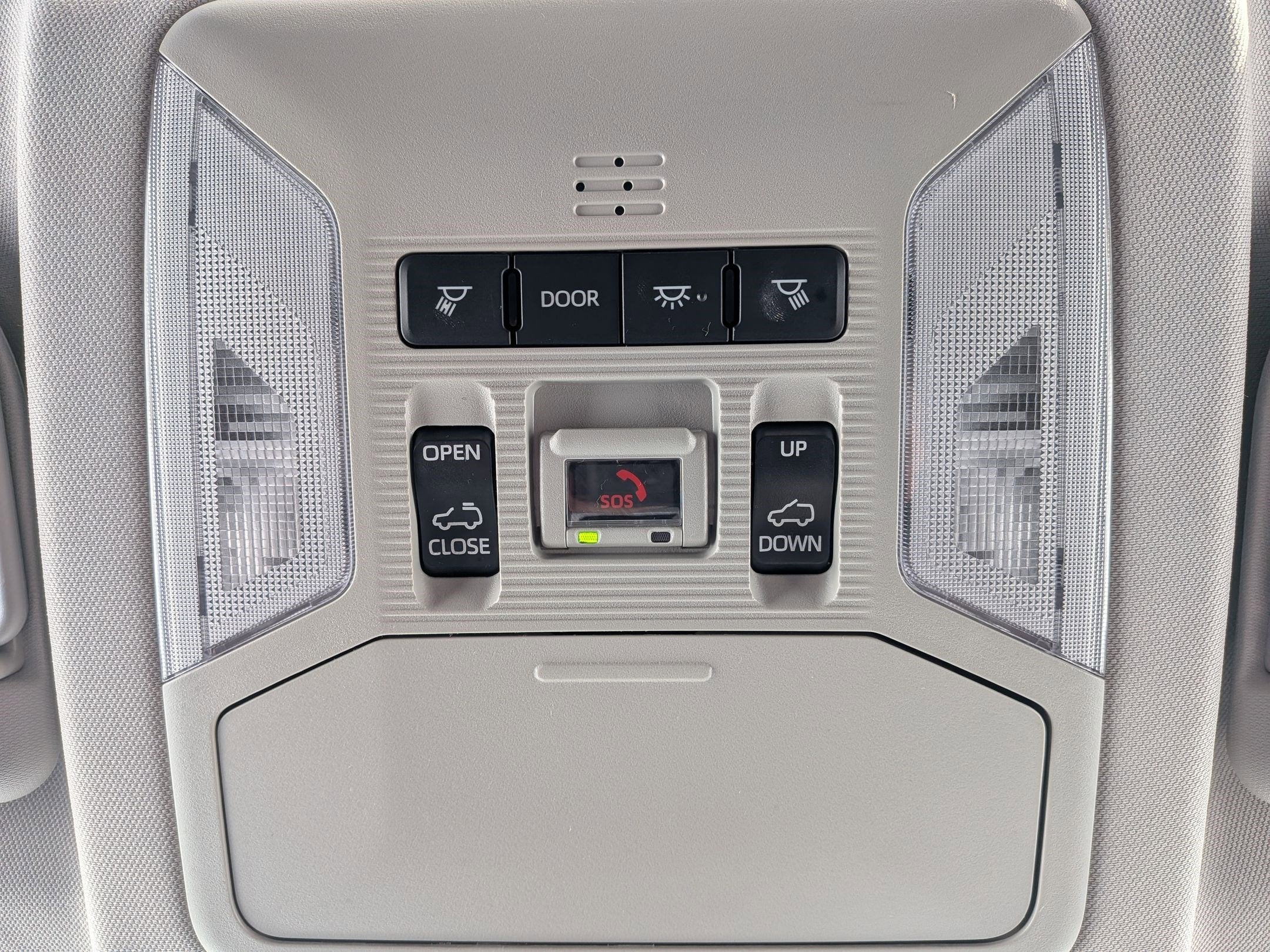 2022 Toyota RAV4 XLE Premium w/ Cold Weather Pkg