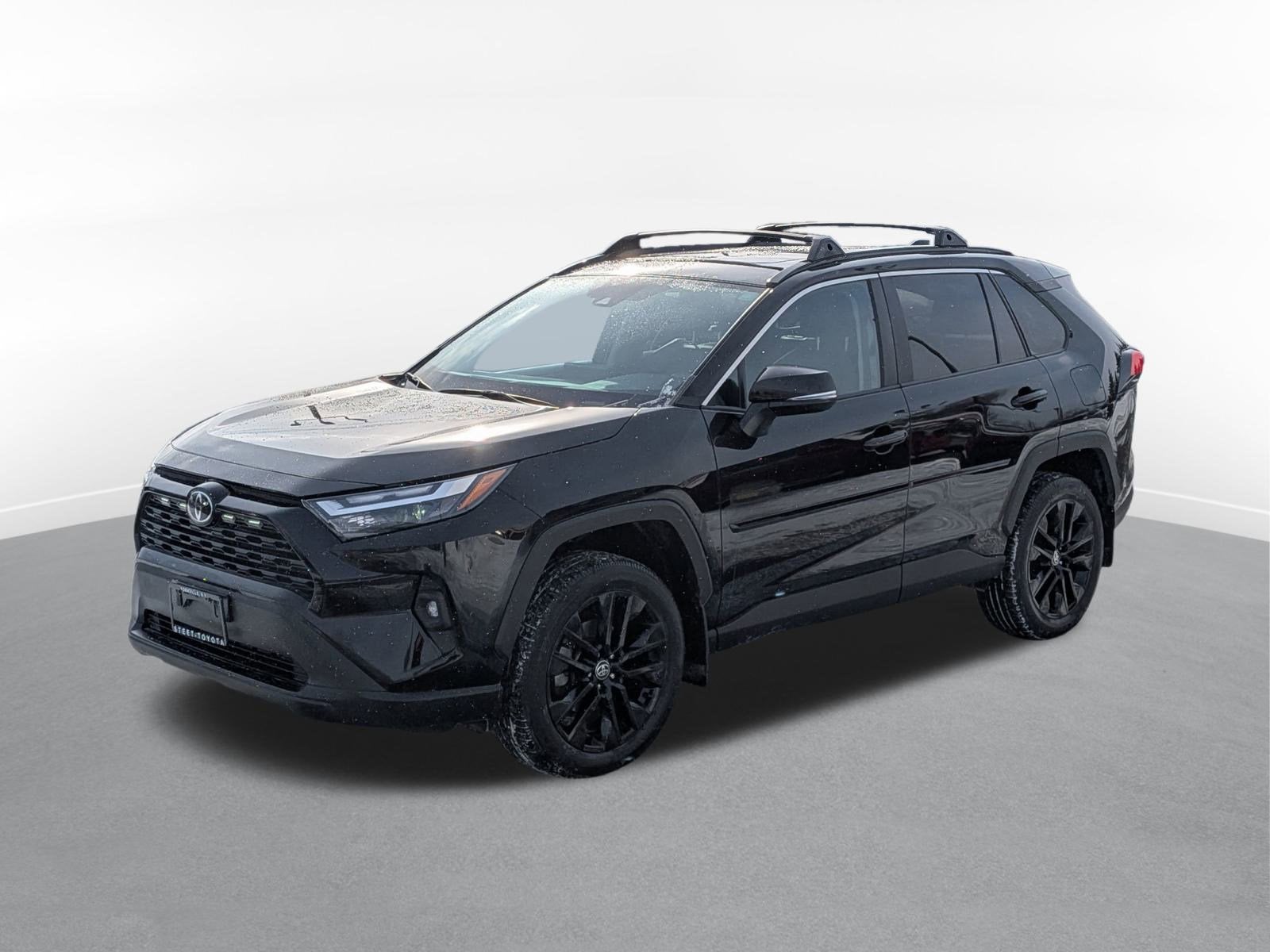 2022 Toyota RAV4 XLE Premium w/ Cold Weather Pkg