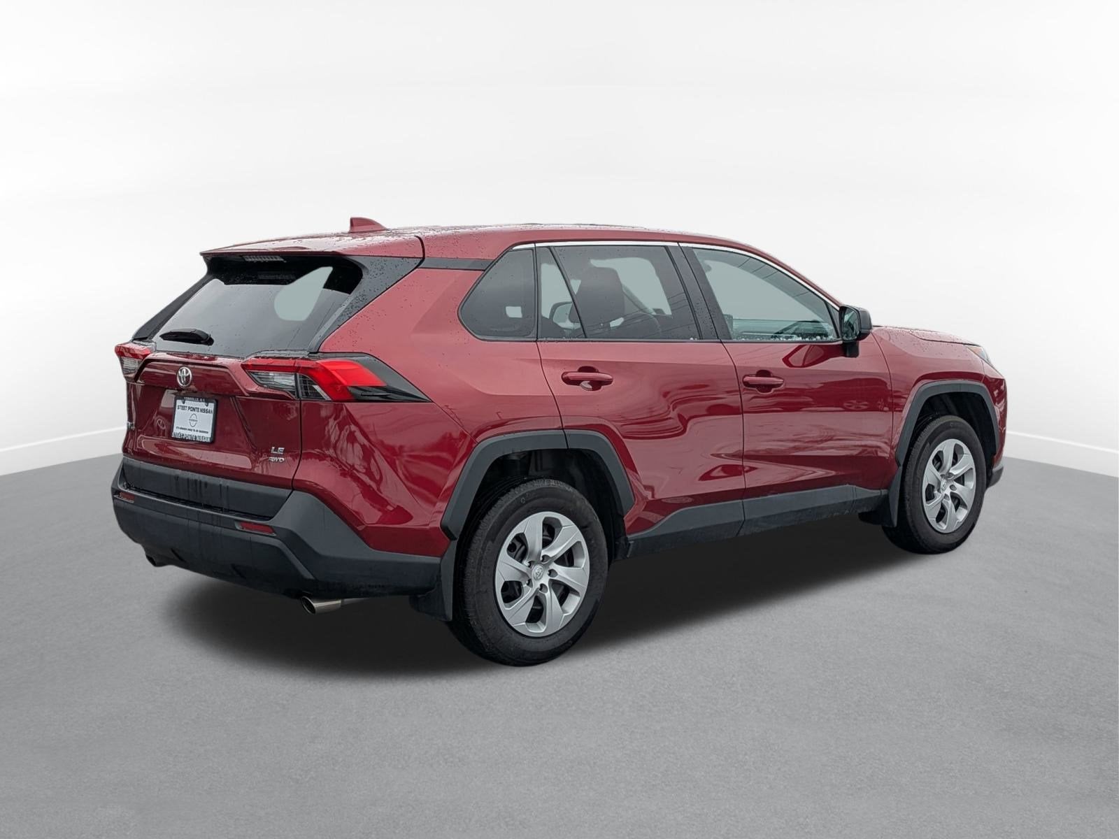 2022 Toyota RAV4 LE