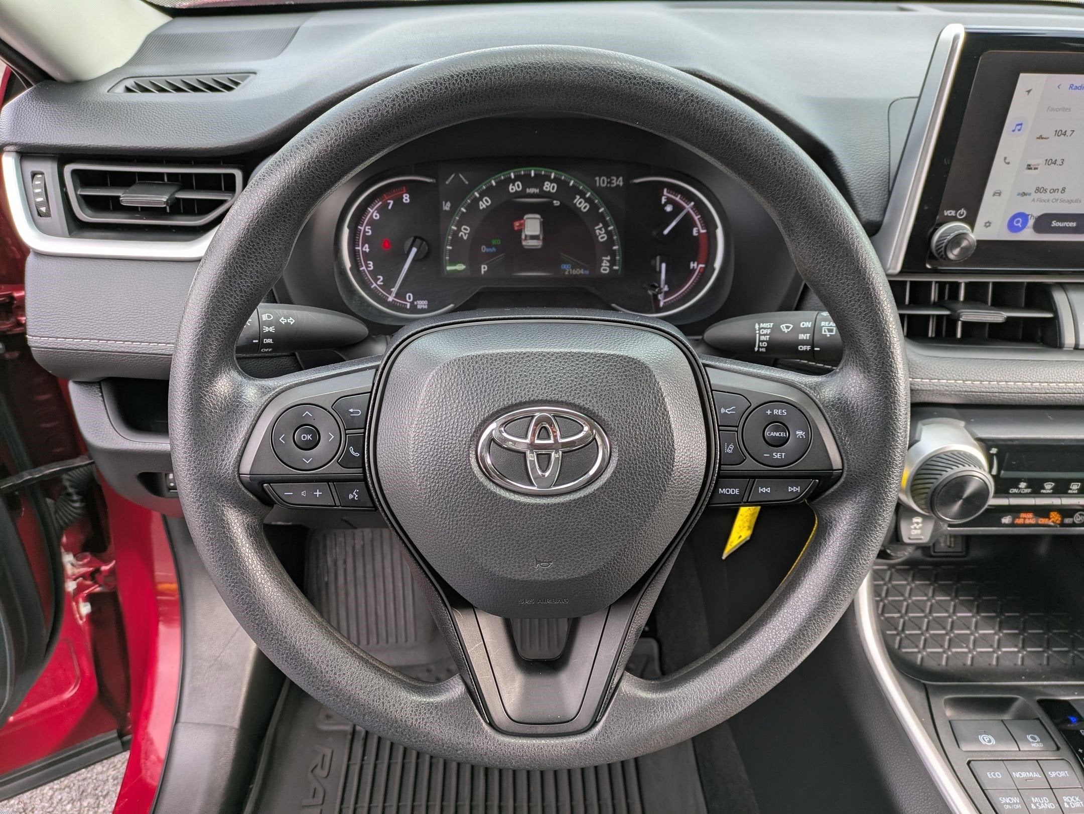 2023 Toyota RAV4 LE