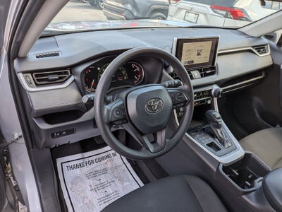 2025 Toyota RAV4 LE