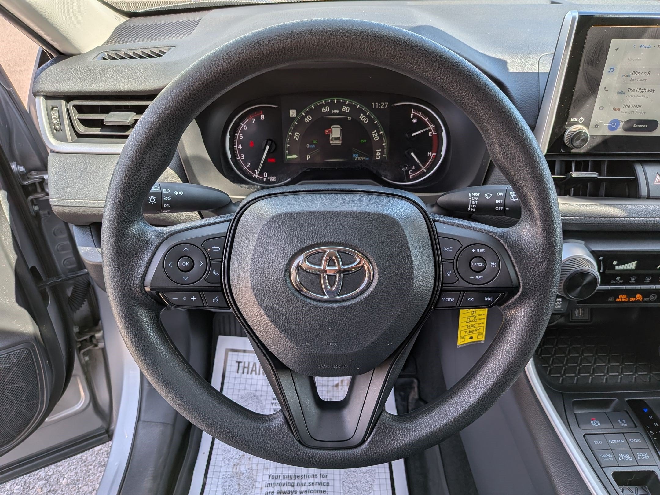 2025 Toyota RAV4 LE