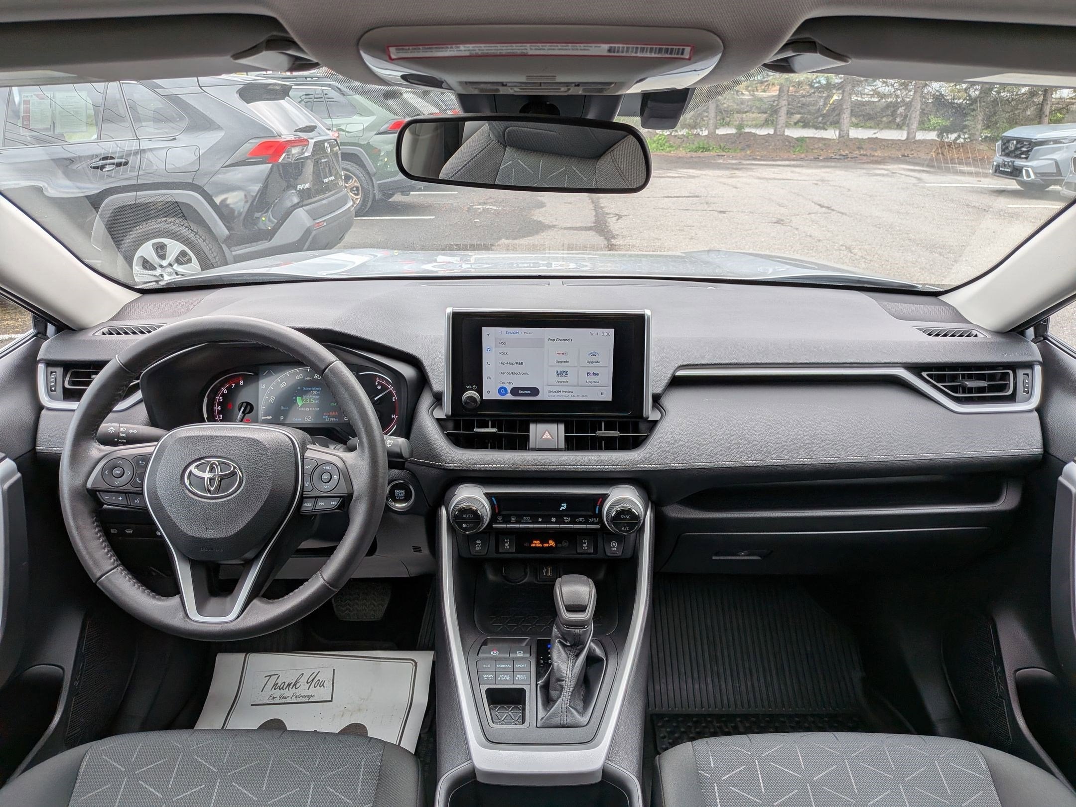 2023 Toyota RAV4 XLE w/ Convenience & Cold Weather Pkg