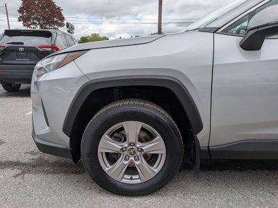 2023 Toyota RAV4 XLE w/ Convenience & Cold Weather Pkg