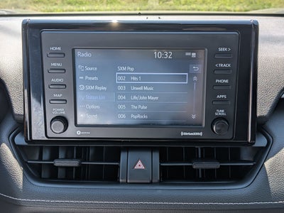 2022 Toyota RAV4 XLE w/ Convenience & Cold Weather Pkg