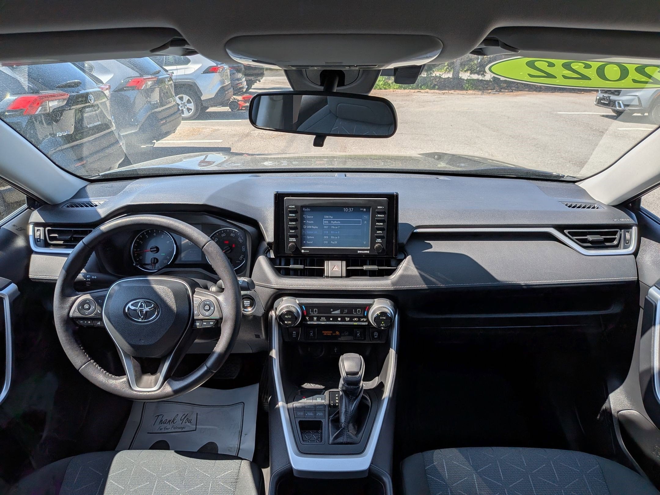 2022 Toyota RAV4 XLE w/ Convenience & Cold Weather Pkg