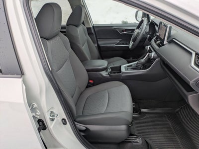 2023 Toyota RAV4 XLE w/ Convenience & Cold Weather Pkg