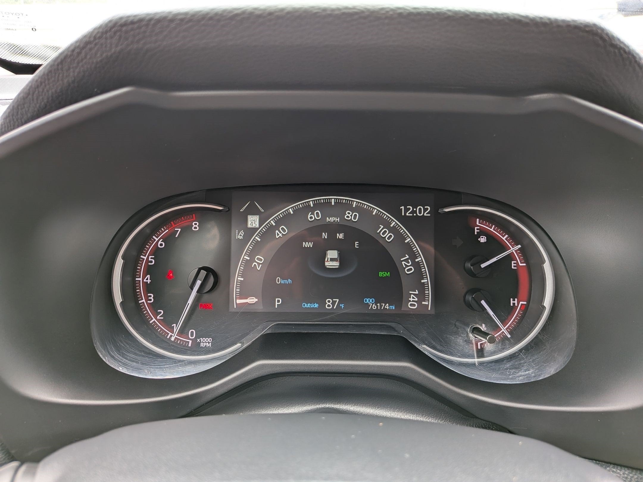2023 Toyota RAV4 XLE w/ Convenience & Cold Weather Pkg