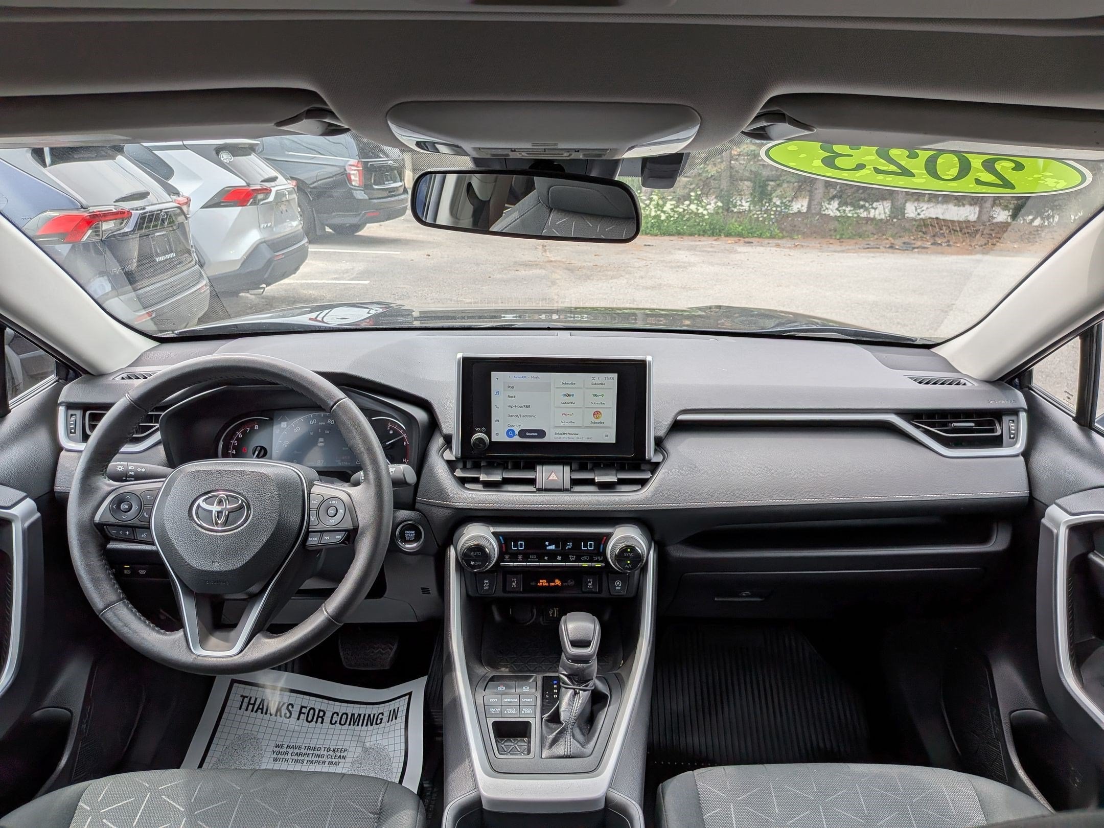 2023 Toyota RAV4 XLE w/ Convenience & Cold Weather Pkg
