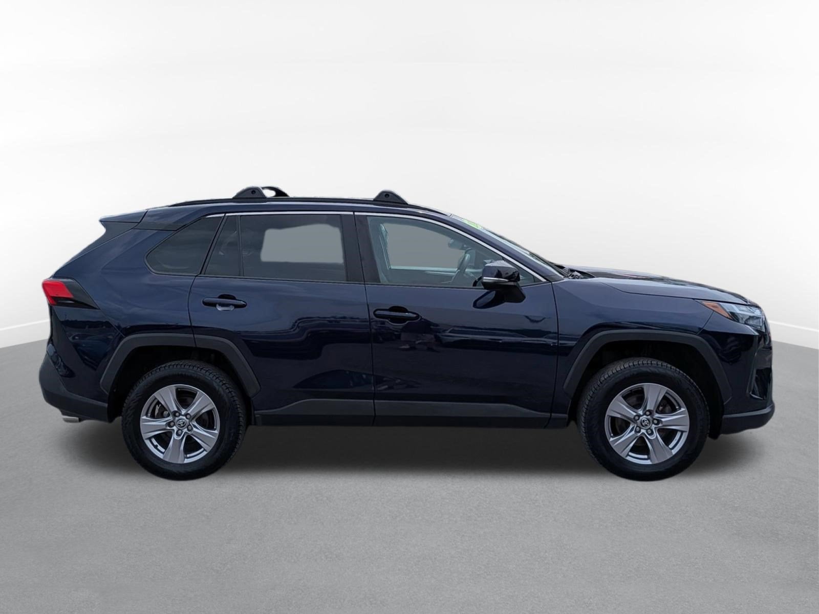 2023 Toyota RAV4 XLE w/ Convenience & Cold Weather Pkg