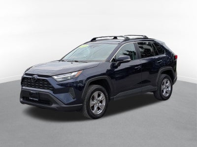 2023 Toyota RAV4 XLE w/ Convenience & Cold Weather Pkg