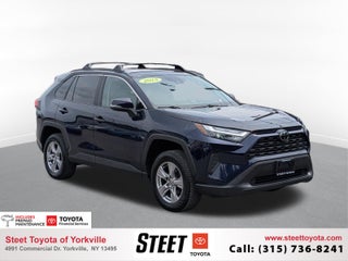 2023 Toyota RAV4 XLE w/ Convenience &amp; Cold Weather Pkg