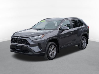 2023 Toyota RAV4 XLE w/ Convenience & Cold Weather Pkg