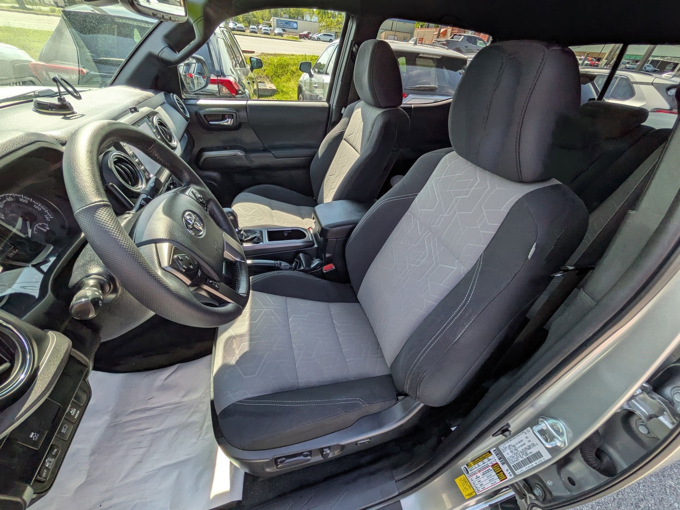 2023 Toyota Tacoma TRD Sport V6
