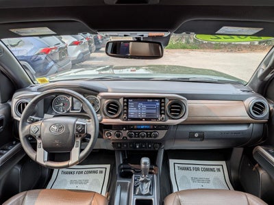 2022 Toyota Tacoma Limited V6