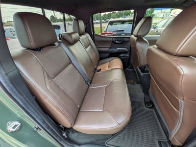 2022 Toyota Tacoma Limited V6