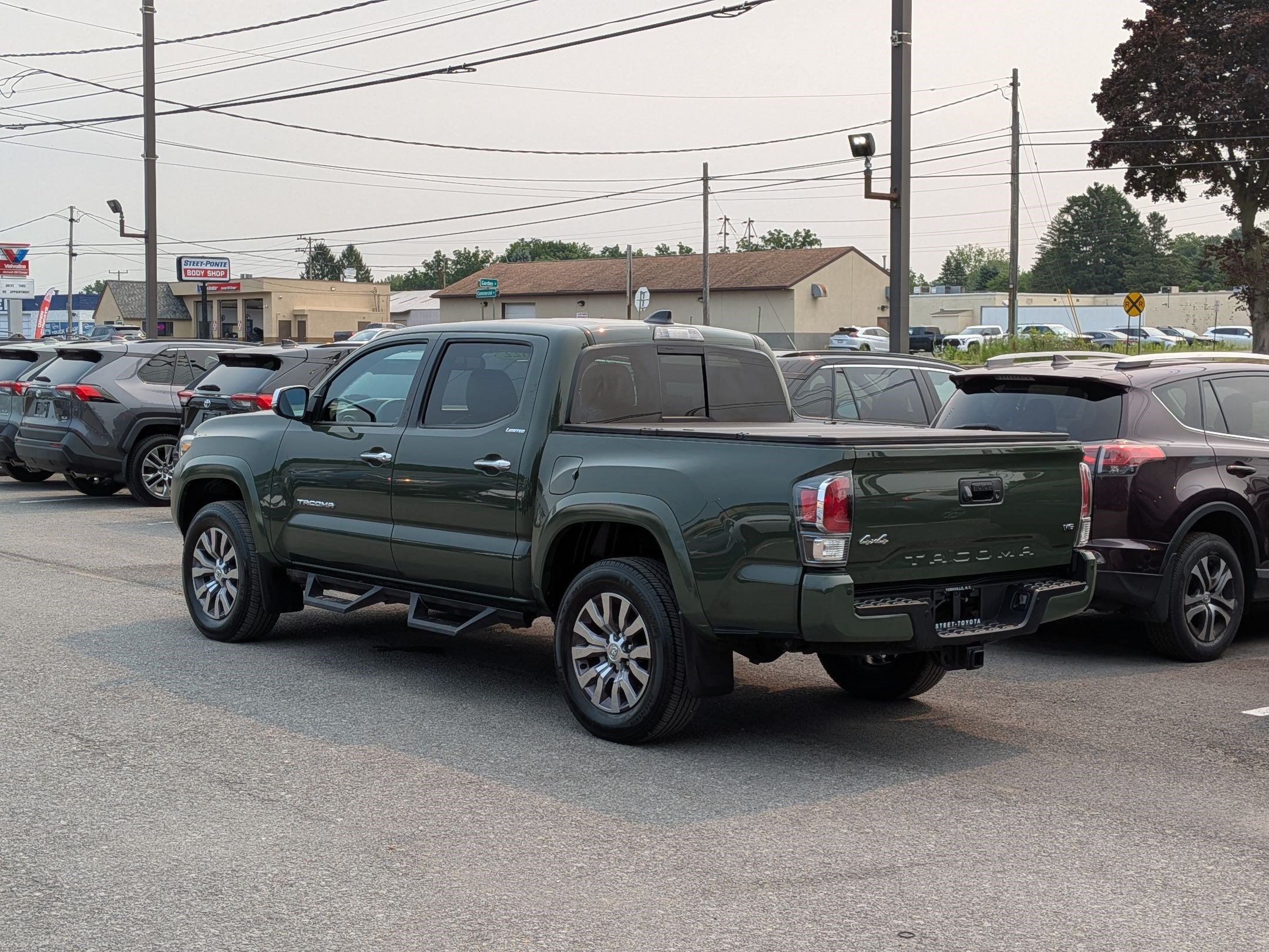 2022 Toyota Tacoma Limited V6
