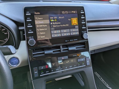 2021 Toyota Avalon Hybrid XLE Plus