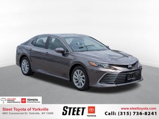 2022 Toyota Camry LE w/ Cold Weather Pkg