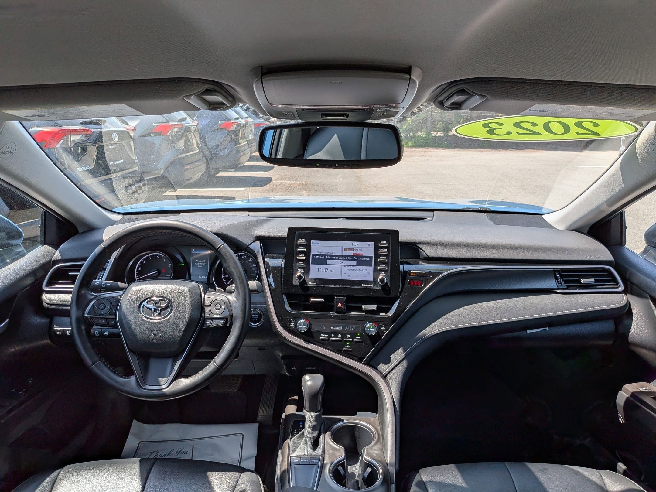2023 Toyota Camry SE w/ Convenience & Cold Weather Pkg