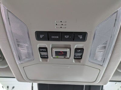 2022 Toyota RAV4 Hybrid XLE Premium w/ Cold Weather Pkg