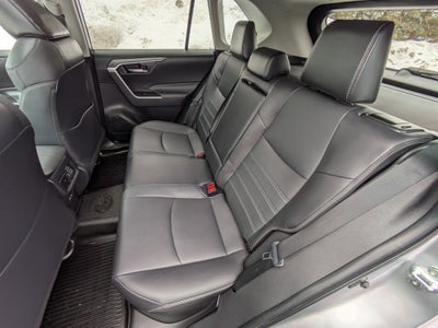 2022 Toyota RAV4 Hybrid XLE Premium w/ Cold Weather Pkg