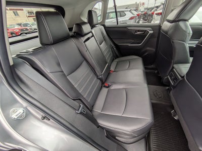 2022 Toyota RAV4 Hybrid XLE Premium w/ Cold Weather Pkg