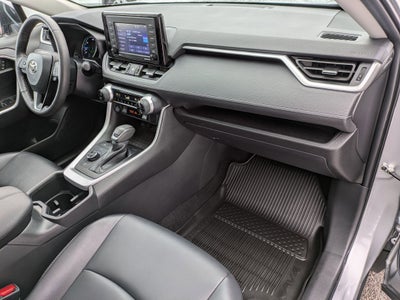 2022 Toyota RAV4 Hybrid XLE Premium w/ Cold Weather Pkg