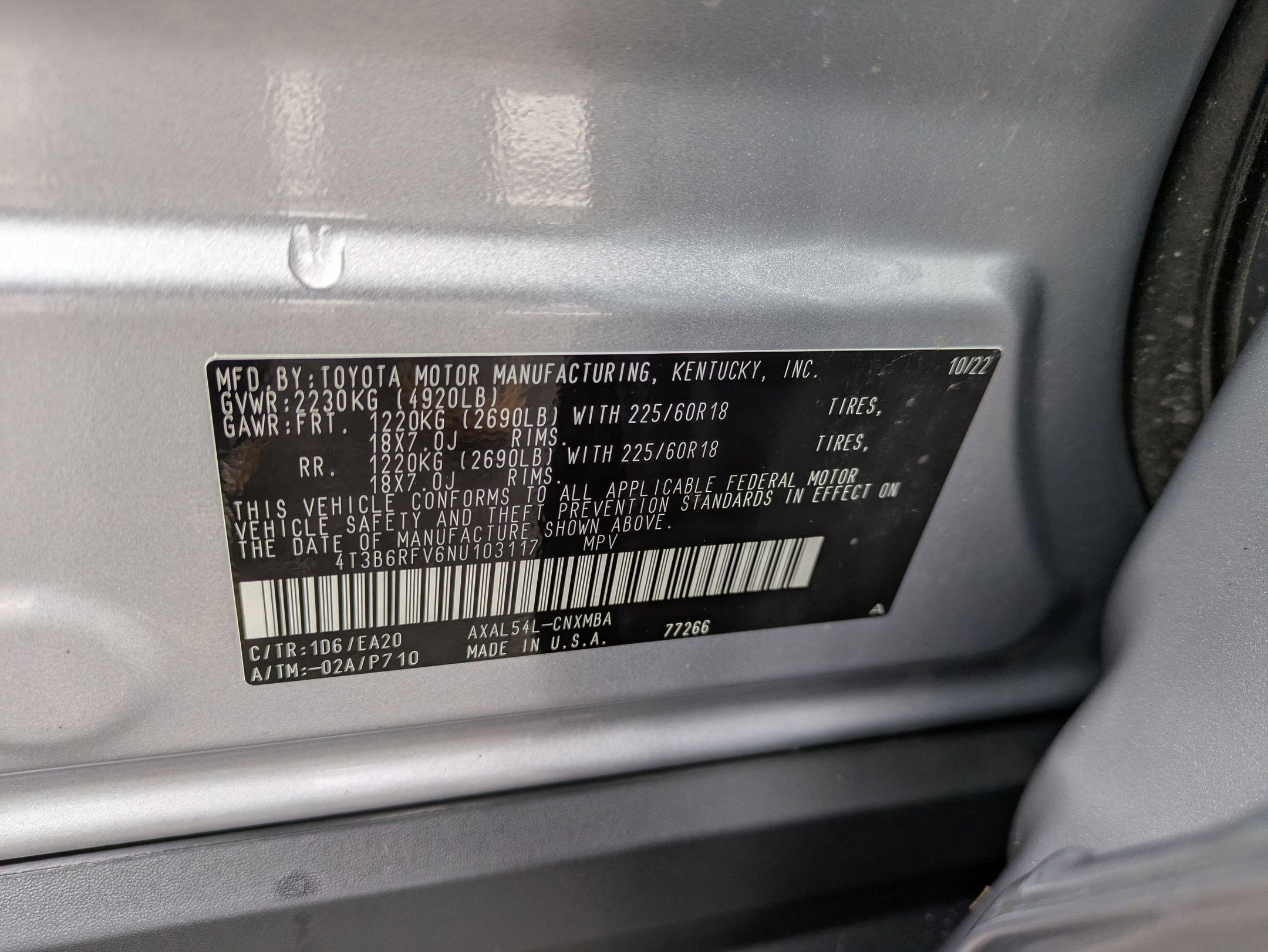 2022 Toyota RAV4 Hybrid XLE Premium w/ Cold Weather Pkg