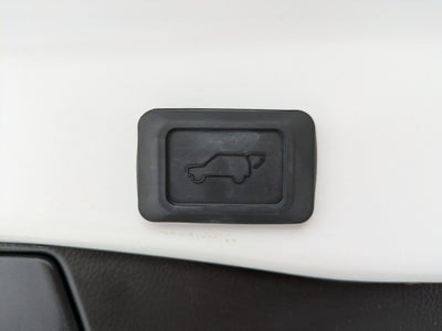 2023 Toyota RAV4 Hybrid XLE Premium w/ Cold Weather Pkg