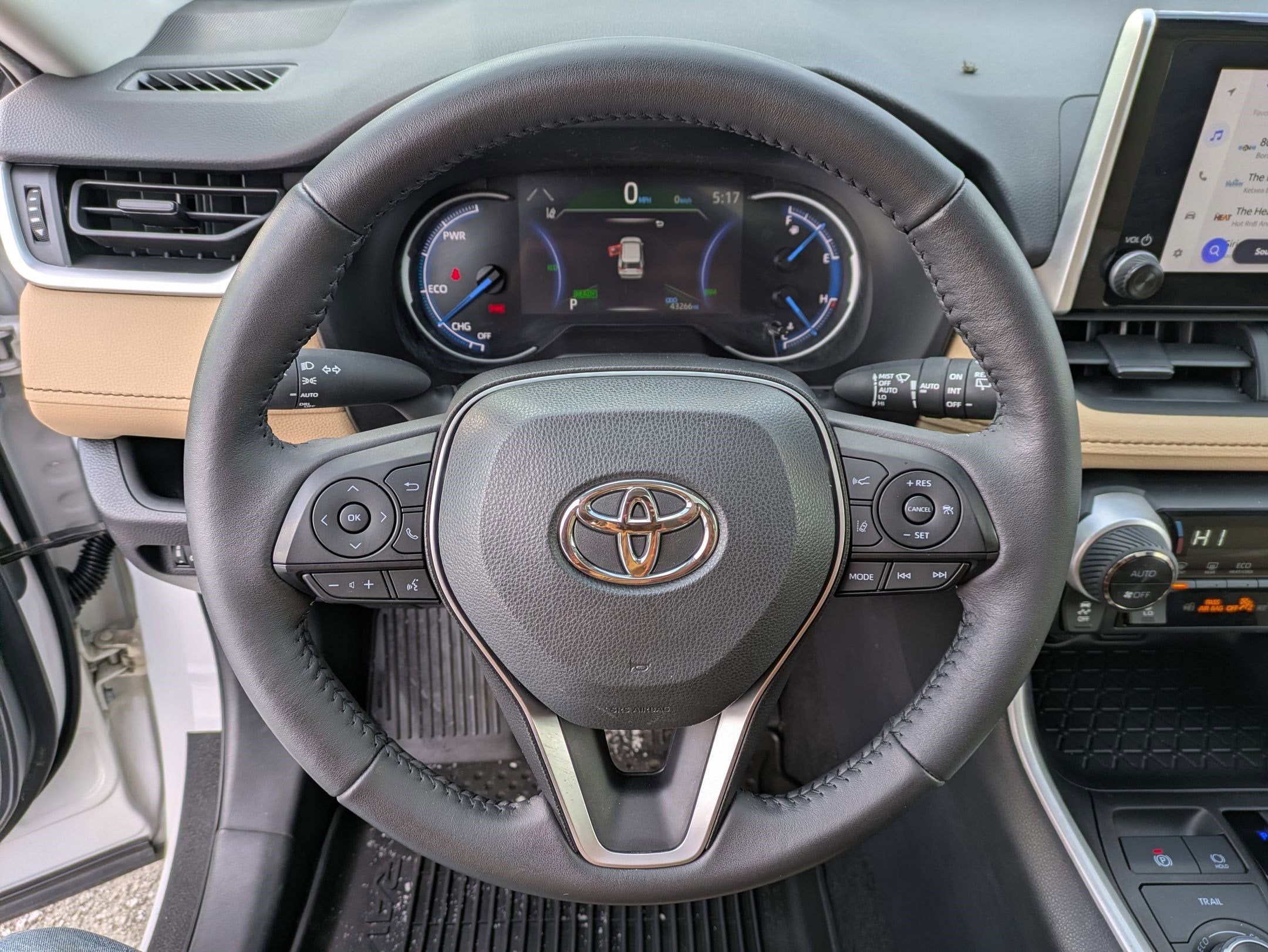 2024 Toyota RAV4 Hybrid XLE w/ Convenience & Cold Weather Pkg