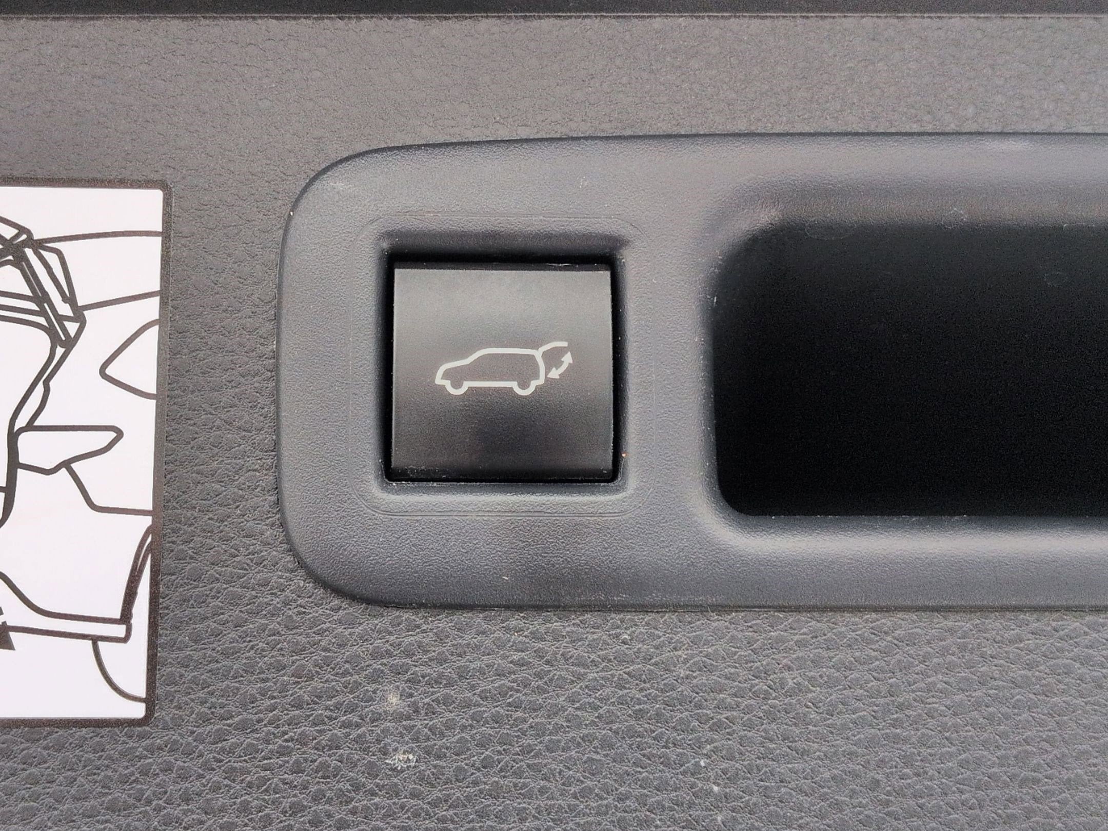 2024 Toyota Highlander Hybrid XLE