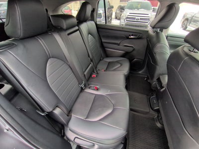 2024 Toyota Highlander Hybrid XLE