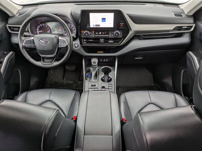 2023 Toyota Highlander XLE