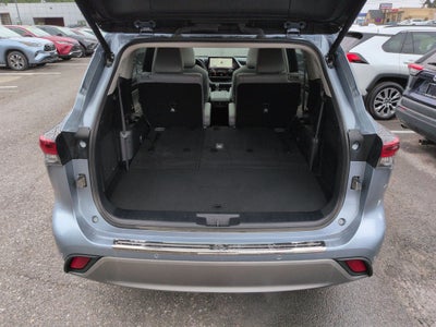 2024 Toyota Highlander Platinum