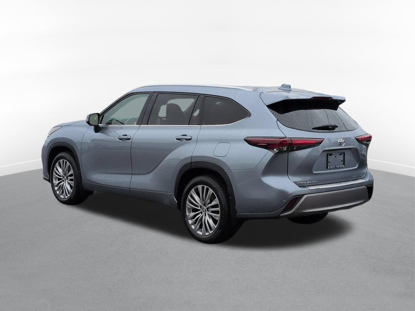2024 Toyota Highlander Platinum