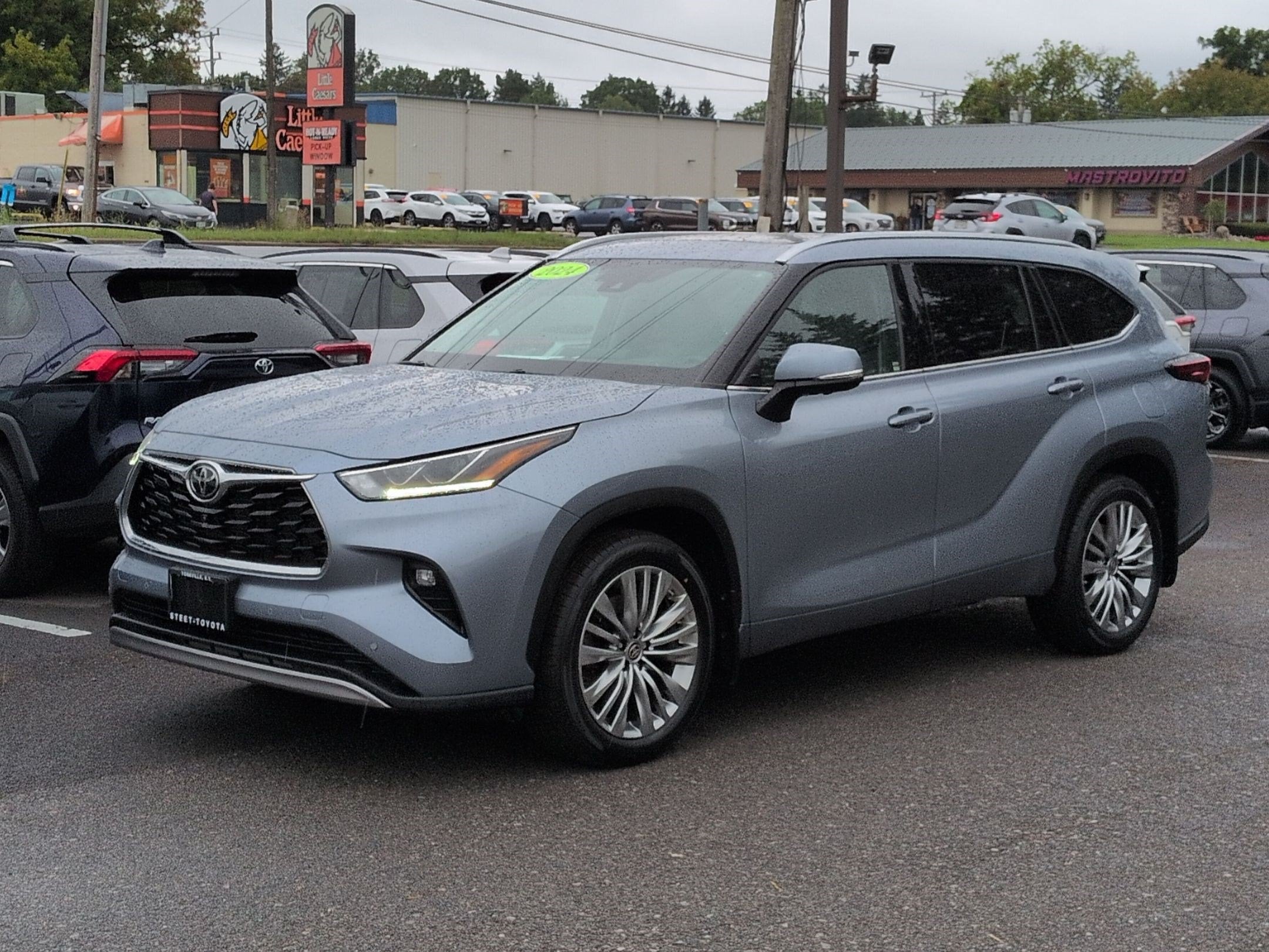 2024 Toyota Highlander Platinum