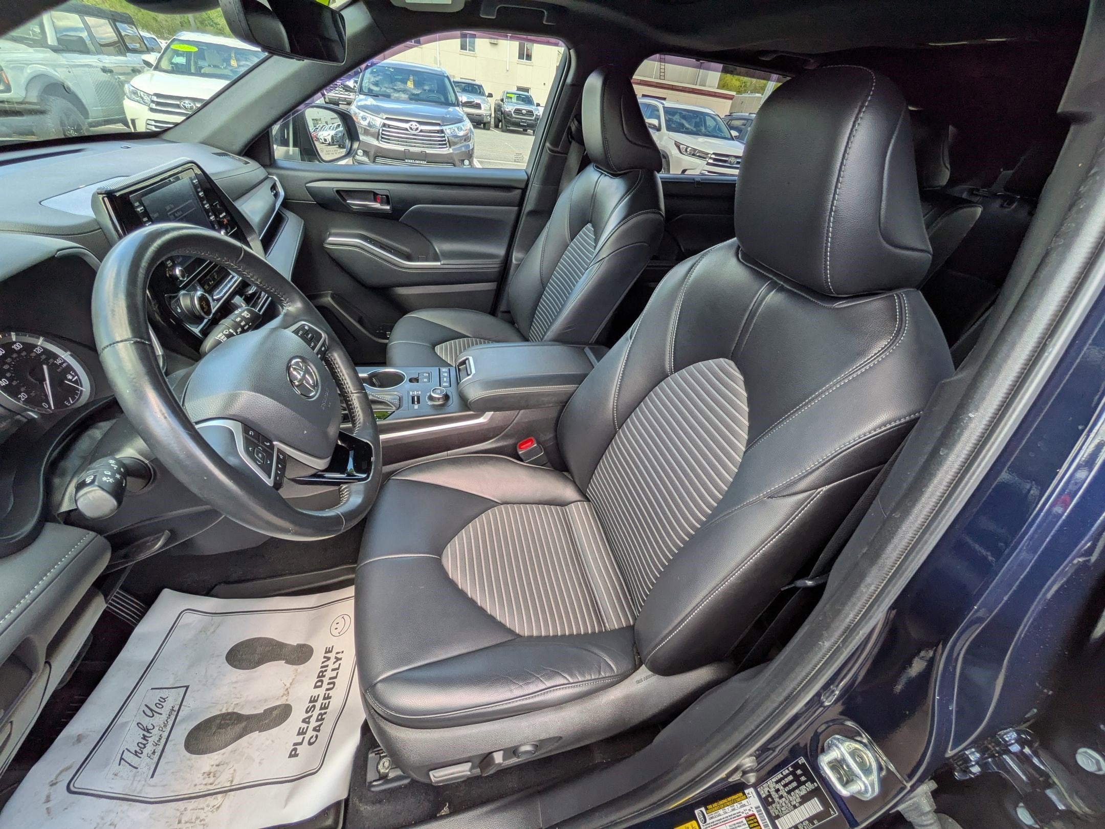2022 Toyota Highlander XSE