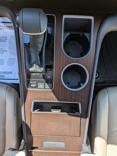 2024 Toyota Sienna XLE 8 Passenger